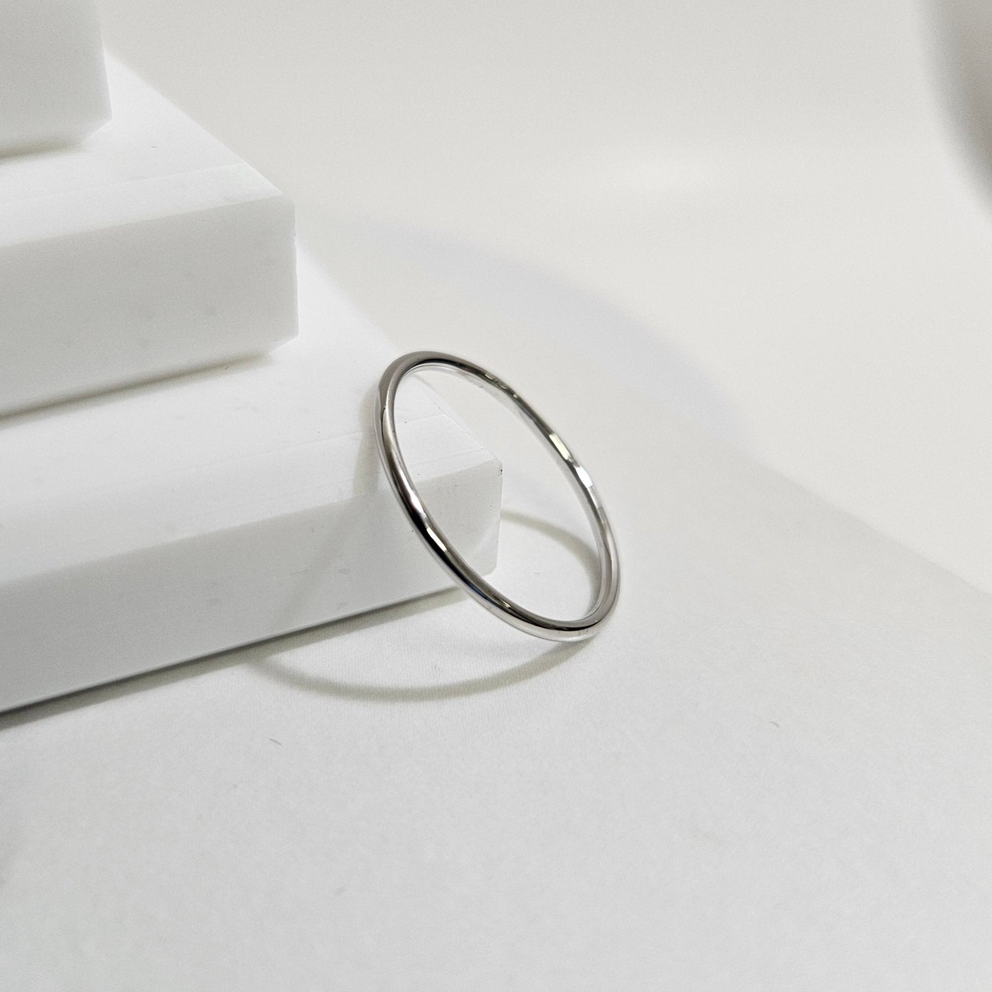 Thin simple silver band