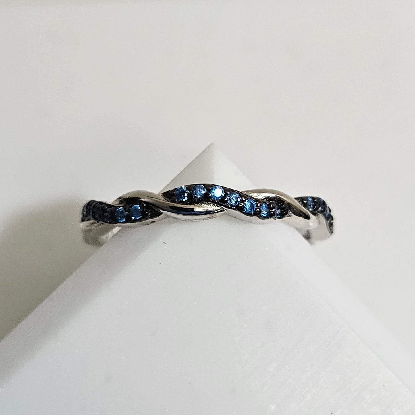 Blue sapphire cz wrap around ring