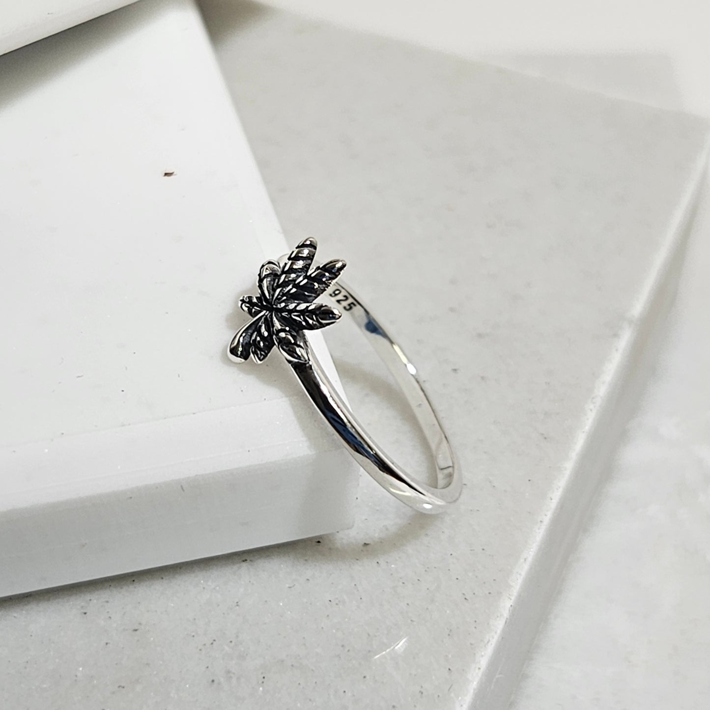 marijuana leaf silver ring