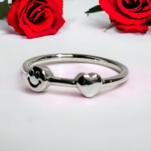 LIttle heart and happy face silver ring