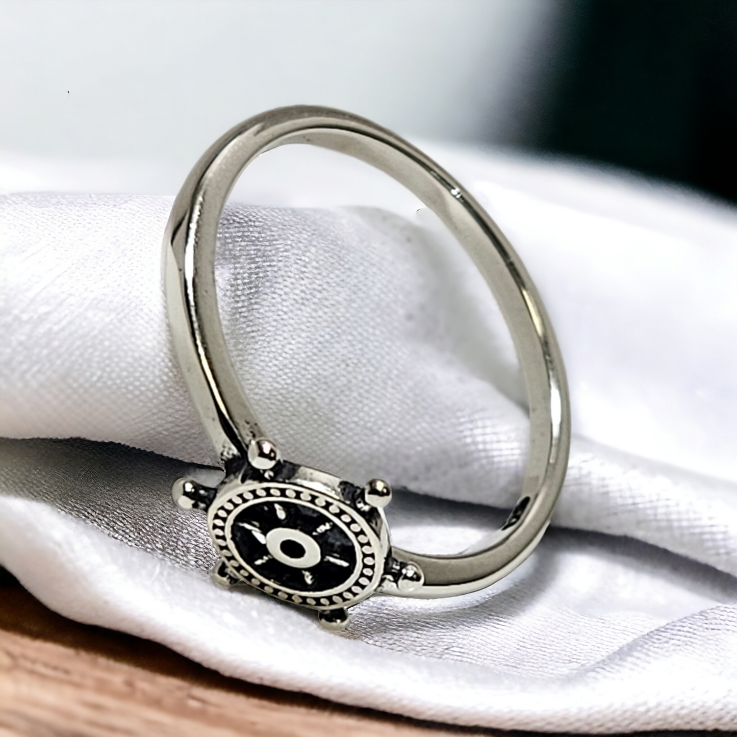 helm silver ring