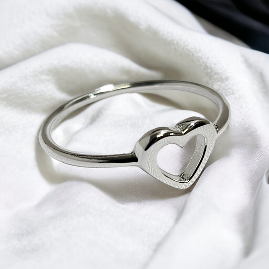 heart silver ring