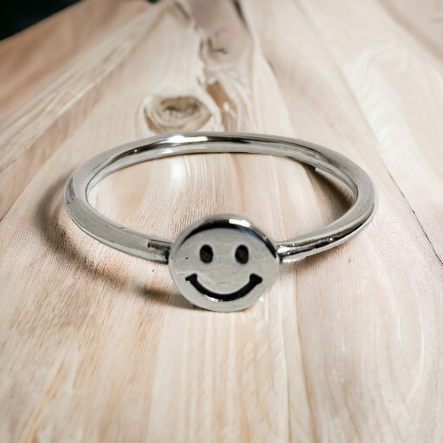 happy face ring