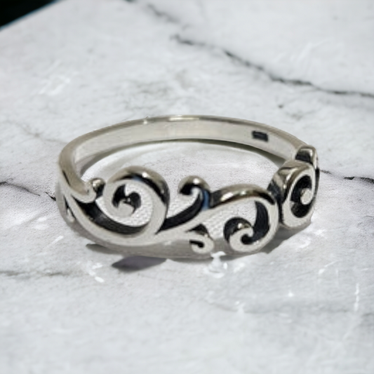 Silver wave ring