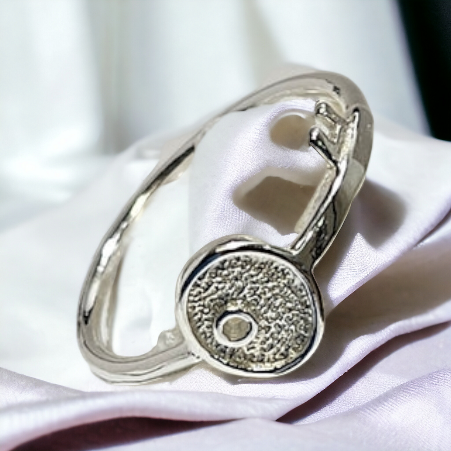 simple Key silver ring