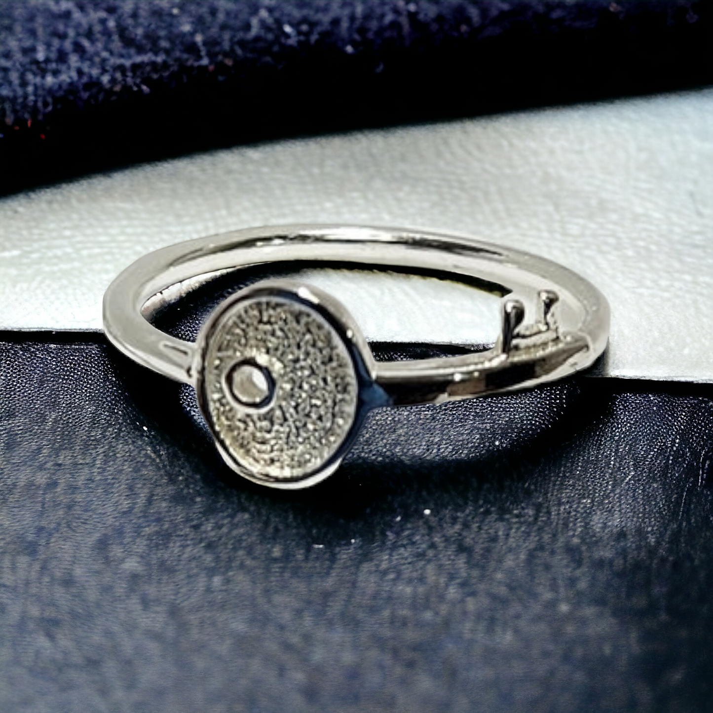 simple Key silver ring